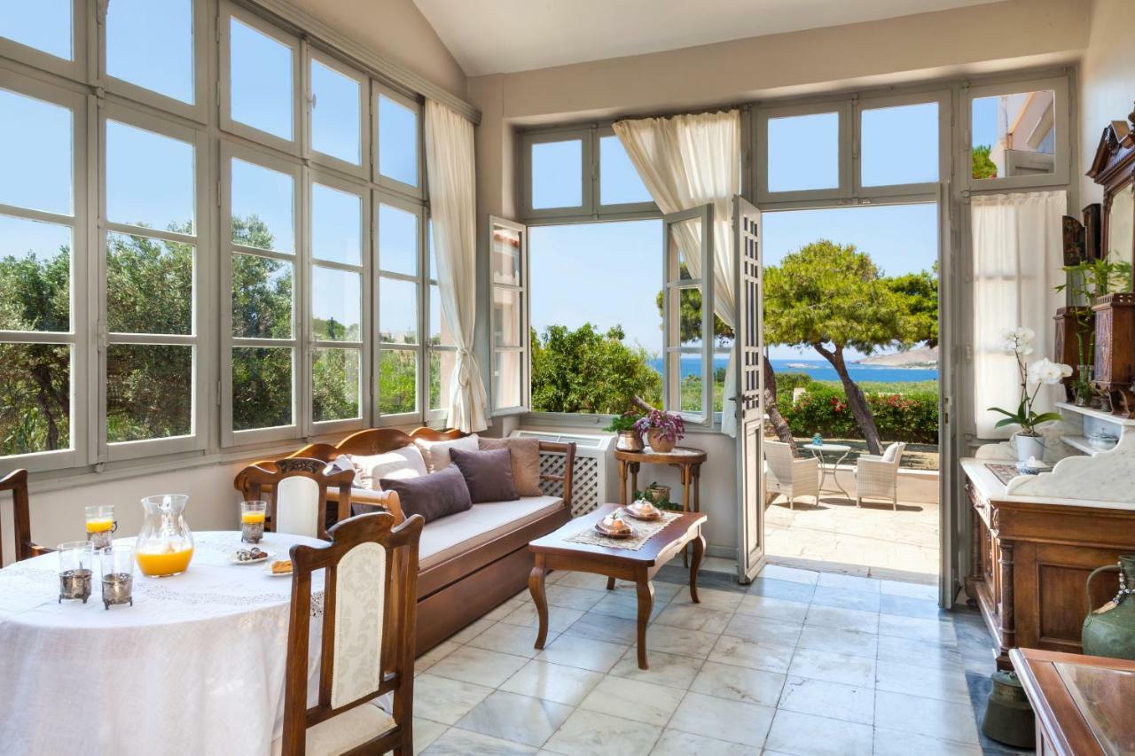 Dellagracia Mansion In Poseidonia Syros Villa Posidhonia  Exterior photo