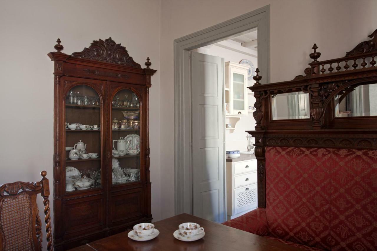 Dellagracia Mansion In Poseidonia Syros Villa Posidhonia  Exterior photo
