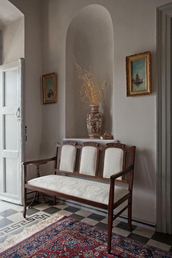 Dellagracia Mansion In Poseidonia Syros Villa Posidhonia  Exterior photo