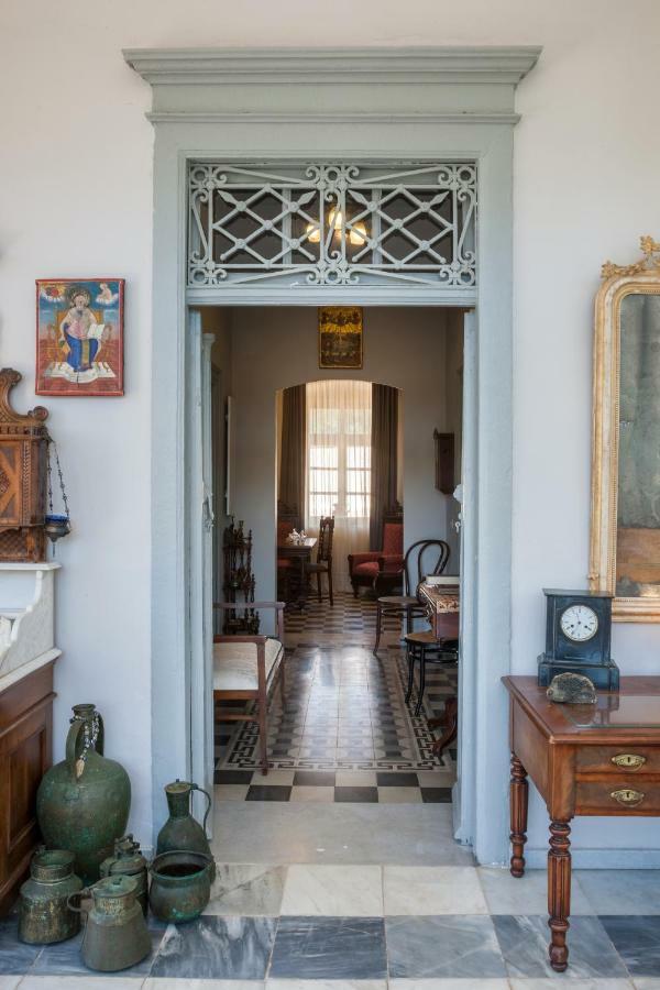 Dellagracia Mansion In Poseidonia Syros Villa Posidhonia  Exterior photo
