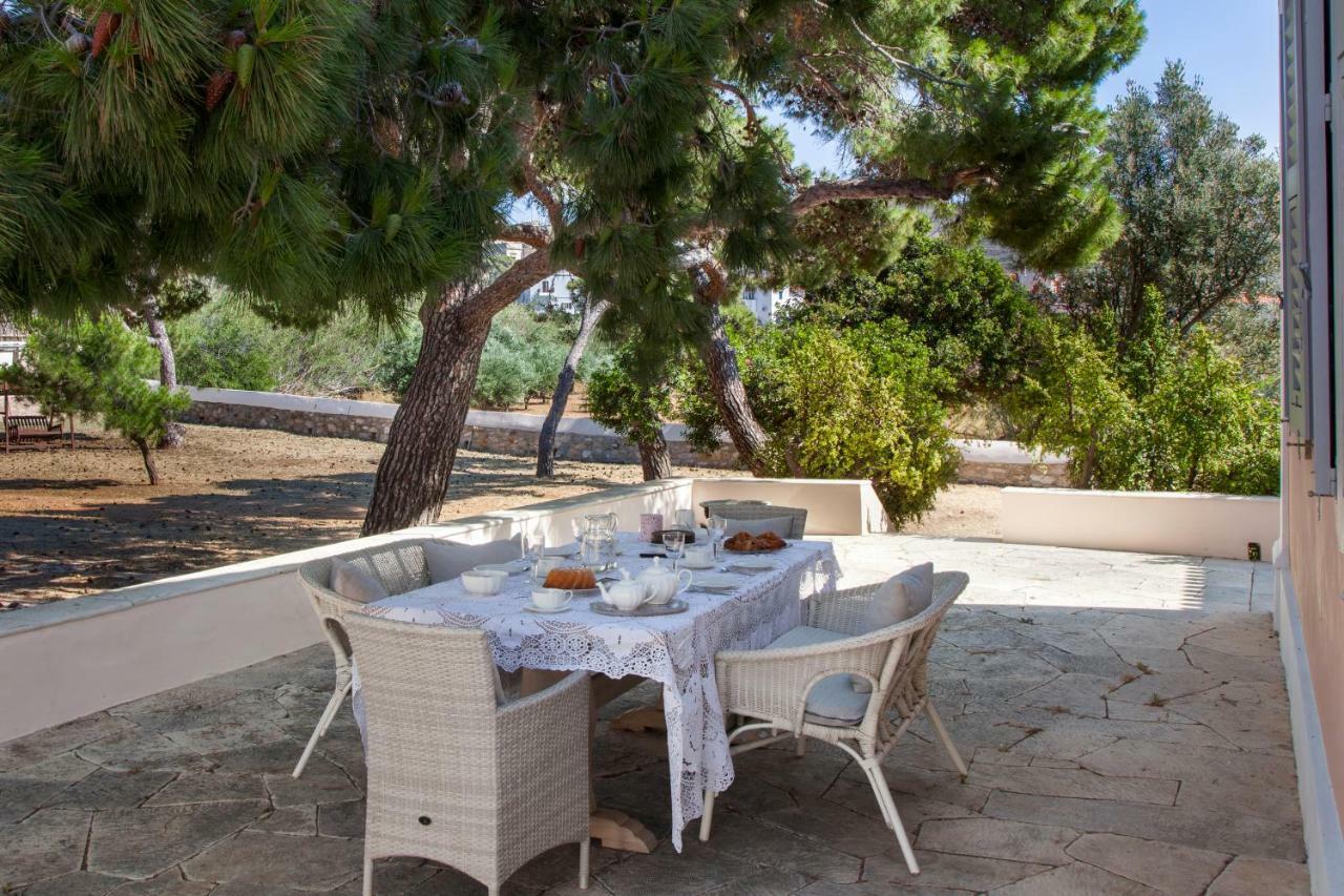 Dellagracia Mansion In Poseidonia Syros Villa Posidhonia  Exterior photo
